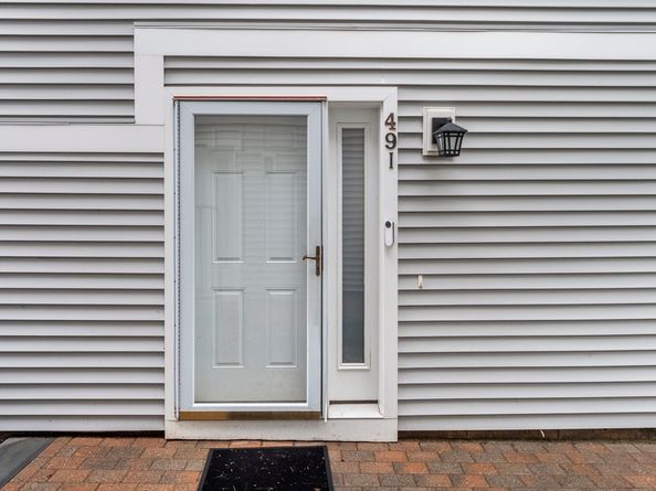49 Meadow Pond Dr I, Leominster MA 01453