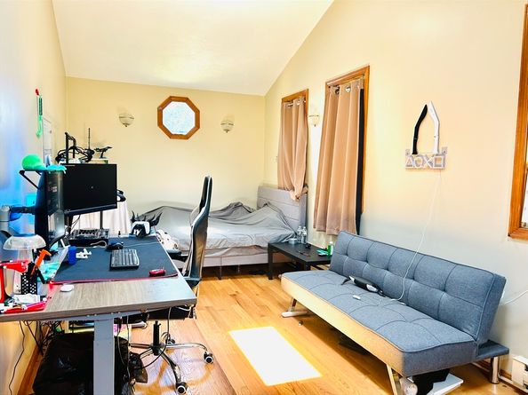 27-29 Edenfield Ave, Watertown MA 02472