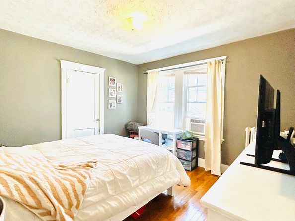 27-29 Edenfield Ave, Watertown MA 02472