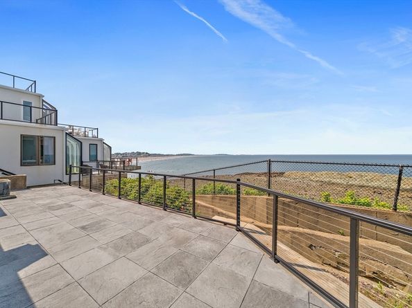 25 Oceanside Drive 25, Hull MA 02045