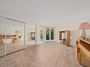 25 Oceanside Drive 25, Hull MA 02045