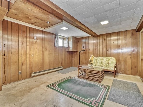 32 Hale Avenue, Winthrop MA 02152
