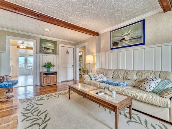 32 Hale Avenue, Winthrop MA 02152