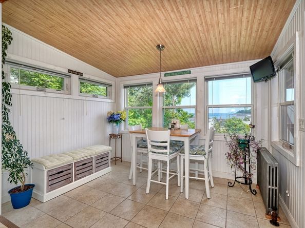 32 Hale Avenue, Winthrop MA 02152