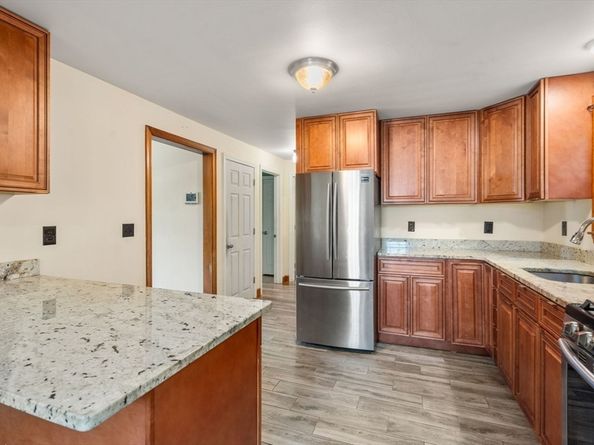 100 Shirley Road, Waltham MA 02452