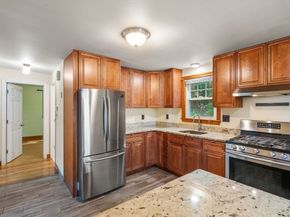 100 Shirley Road, Waltham MA 02452