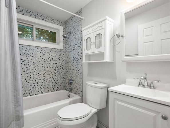 100 Shirley Road, Waltham MA 02452