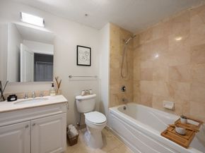 519 Harrison Ave D421, Boston MA 02118