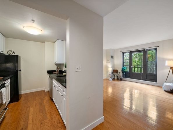 519 Harrison Ave D421, Boston MA 02118
