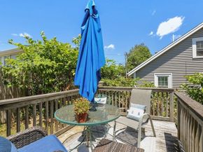 8 Woodland Cir, Wareham MA 02571