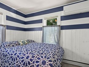8 Woodland Cir, Wareham MA 02571