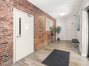 386 Commercial Street 4E, Boston MA 02109