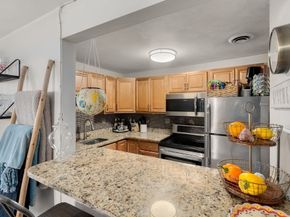 386 Commercial Street 4E, Boston MA 02109