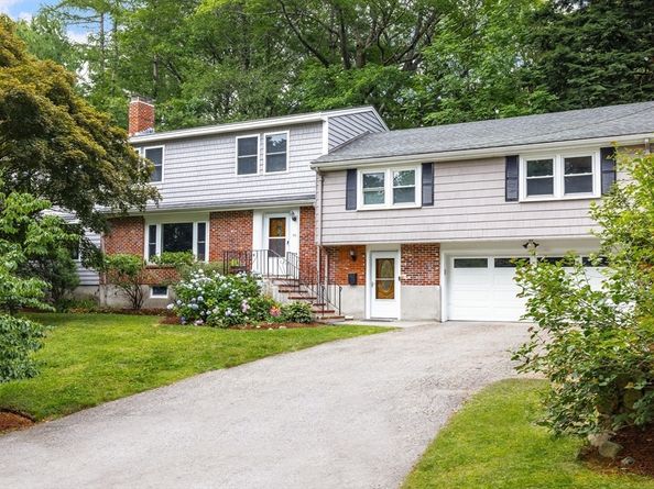 22 Bracebridge Road, Newton MA 02459