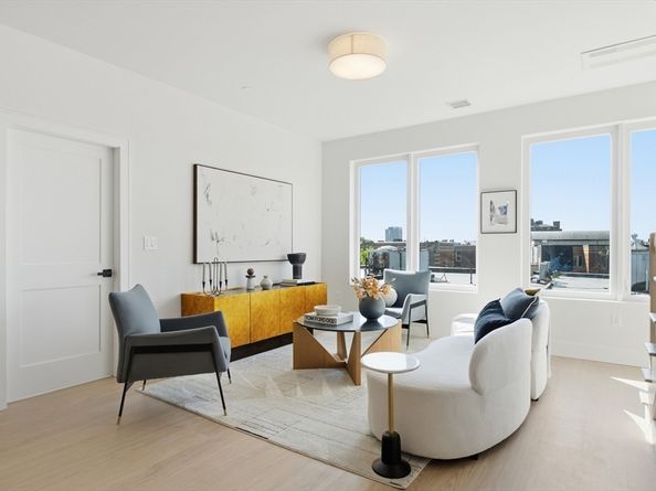 28 Geneva St 205R, Boston MA 02128