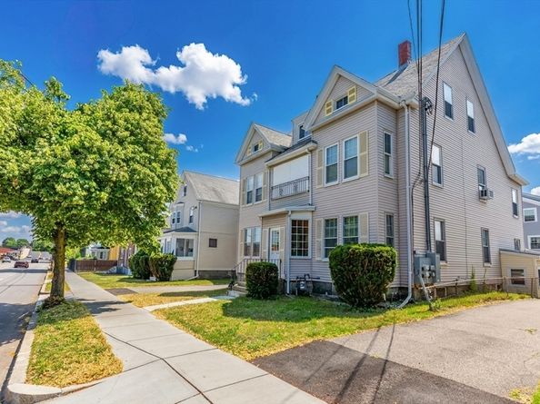 245-247 Newport Ave, Quincy MA 02170