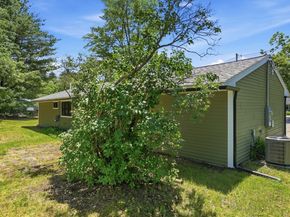 14 Temi Road, Chelmsford MA 01824