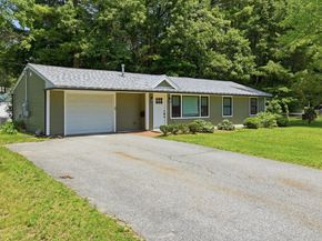 14 Temi Road, Chelmsford MA 01824