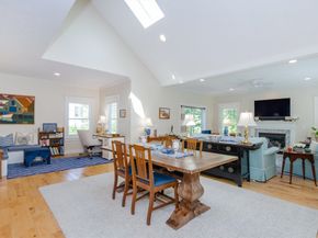 5 Fieldstone Dr, Mattapoisett MA 02739