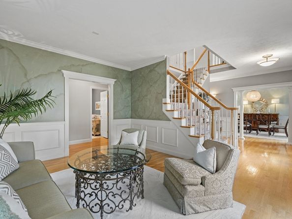 11 Jones Rd, Middleton MA 01949