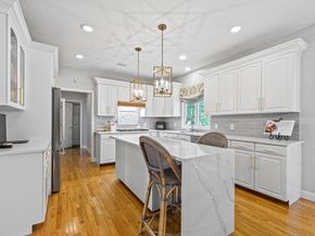 11 Jones Rd, Middleton MA 01949