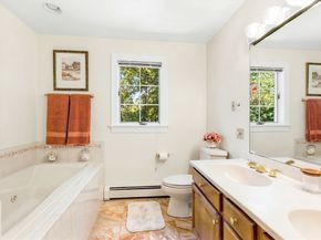 15 Erin Way, Middleton MA 01949