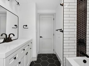 8 Bartlett St, Peabody MA 01960