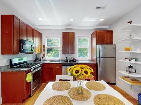 33 Plainfield 2, Boston MA 02130