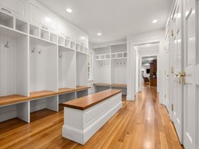 1 Kenilworth Circle, Wellesley MA 02482