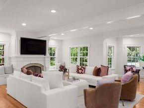 1 Kenilworth Circle, Wellesley MA 02482