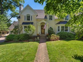 1 Kenilworth Circle, Wellesley MA 02482