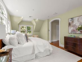 1 Kenilworth Circle, Wellesley MA 02482