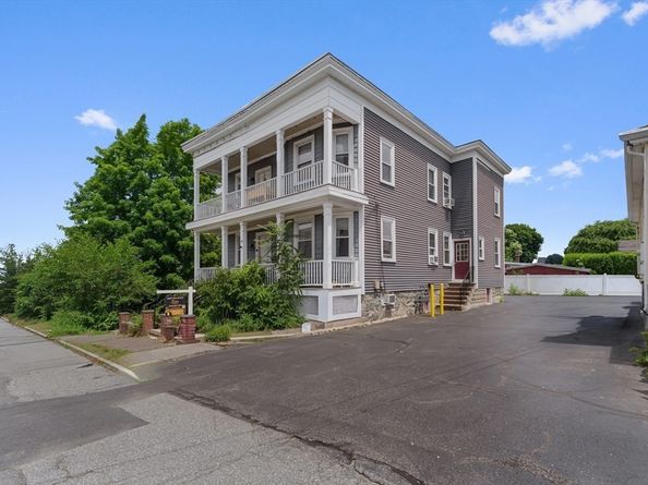 14 Columbia Rd, Wakefield MA 01880