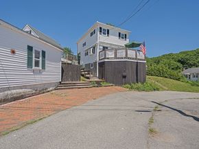 16 Pequot Rd, Weymouth MA 02191