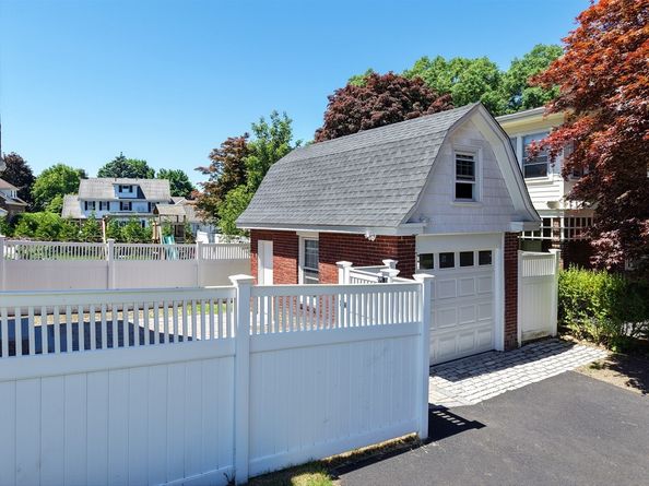 8 Horace Road, Belmont MA 02478