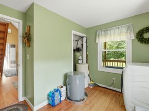 16 Kosta Avenue, Rutland MA 01543