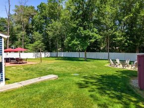 36 Monroe Rd, Hanover MA 02339