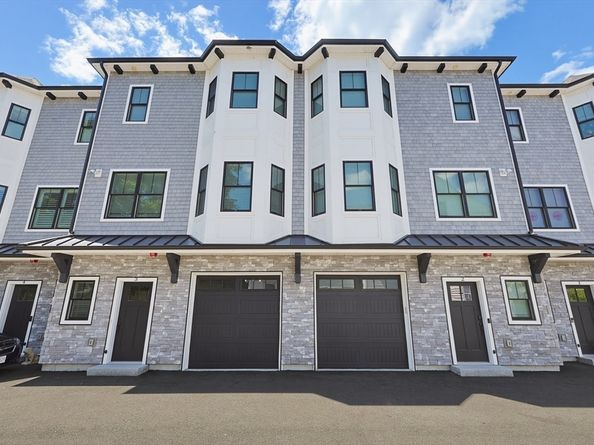 29 Cherry 3, Waltham MA 02453
