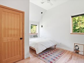 108 Kilby St, Hingham MA 02043