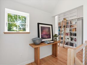 108 Kilby St, Hingham MA 02043
