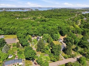 108 Kilby St, Hingham MA 02043