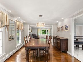 4 Pentucket Ln, Danvers MA 01923