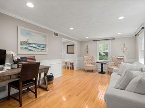 2 Garrison Ln, Southborough MA 01772