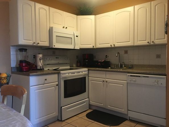 79 Nicholas Road H, Framingham MA 01701