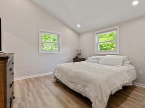987 Pleasant St, Framingham MA 01701