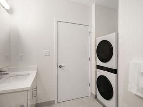 1151 Walnut 302, Newton MA 02461
