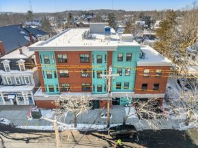 1151 Walnut 302, Newton MA 02461