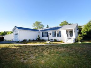 4402 Pheasant Ln, Middleboro MA 02346