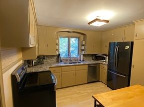 94 Beeching St, Worcester MA 01602