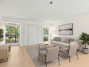 55 Tall Oaks Dr L3, Weymouth MA 02190